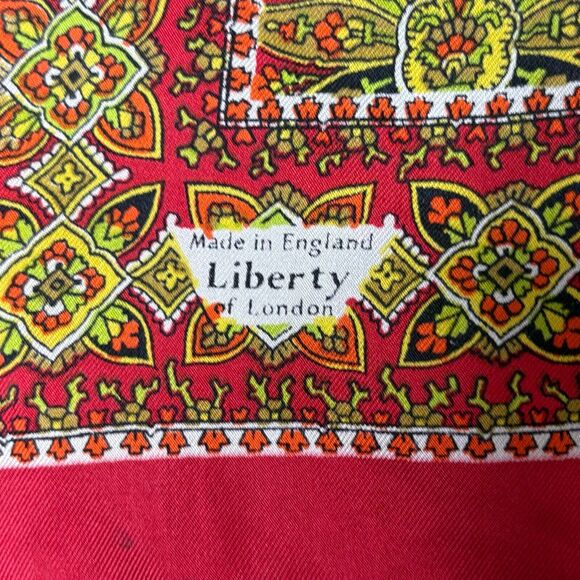 Vintage Liberty of London 100% Silk Scarf Made in England 23x23 Floral Print - Picture 2 of 5